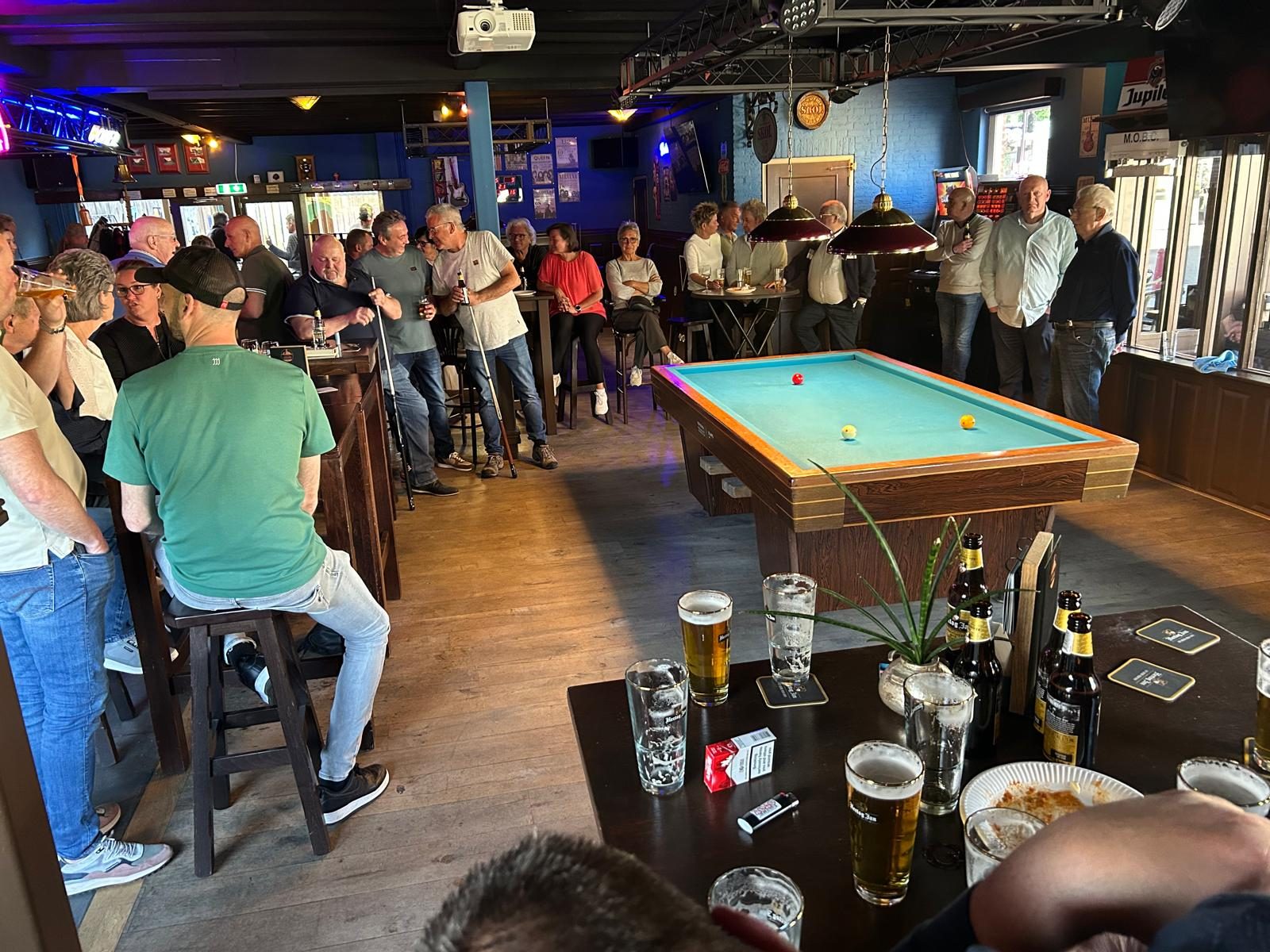 Pooltafel bij Thuishaven